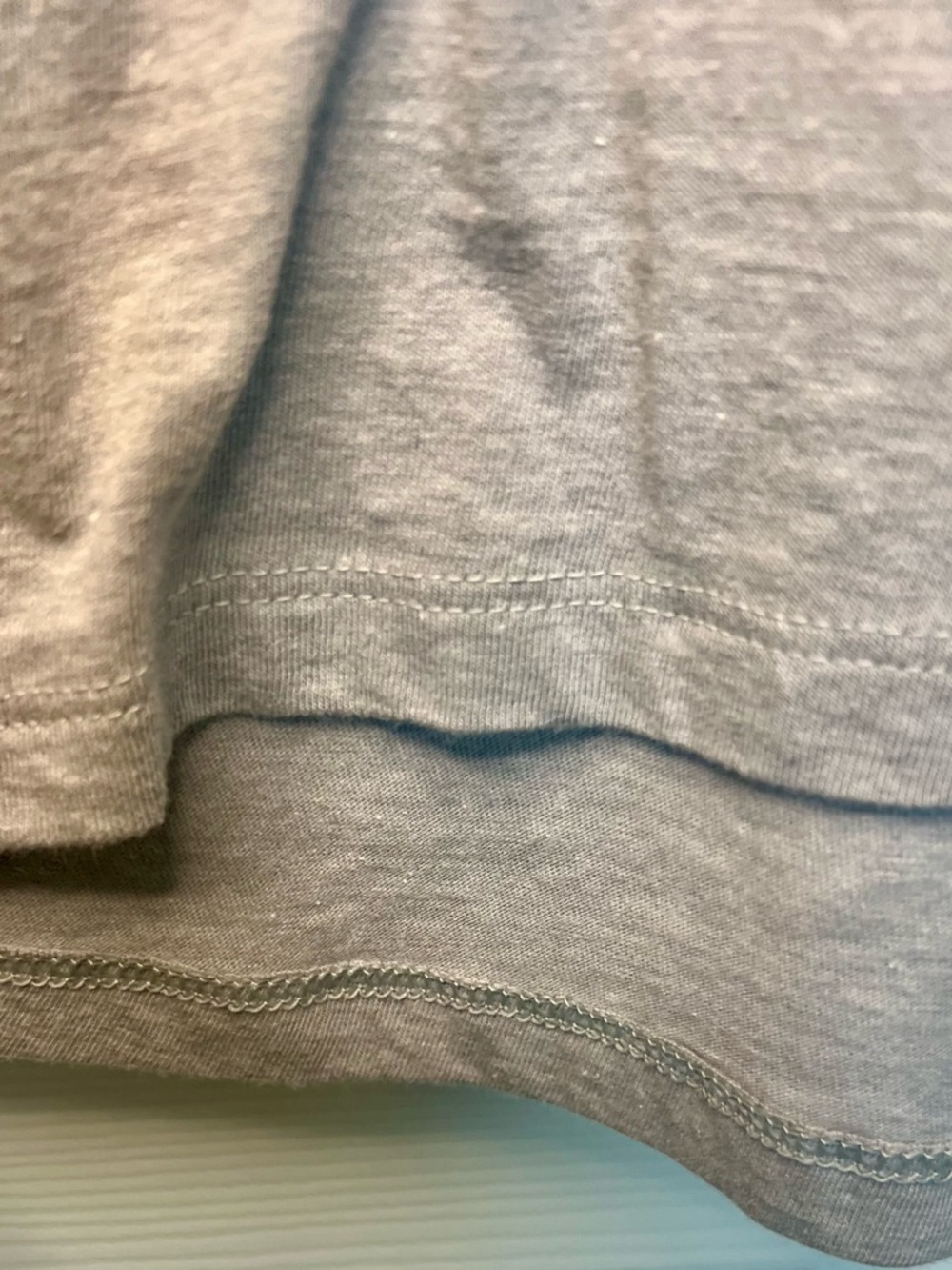 Under Armour Light Gray Cropped Iron Paradise Tee Size Large - Picture 9 of 10